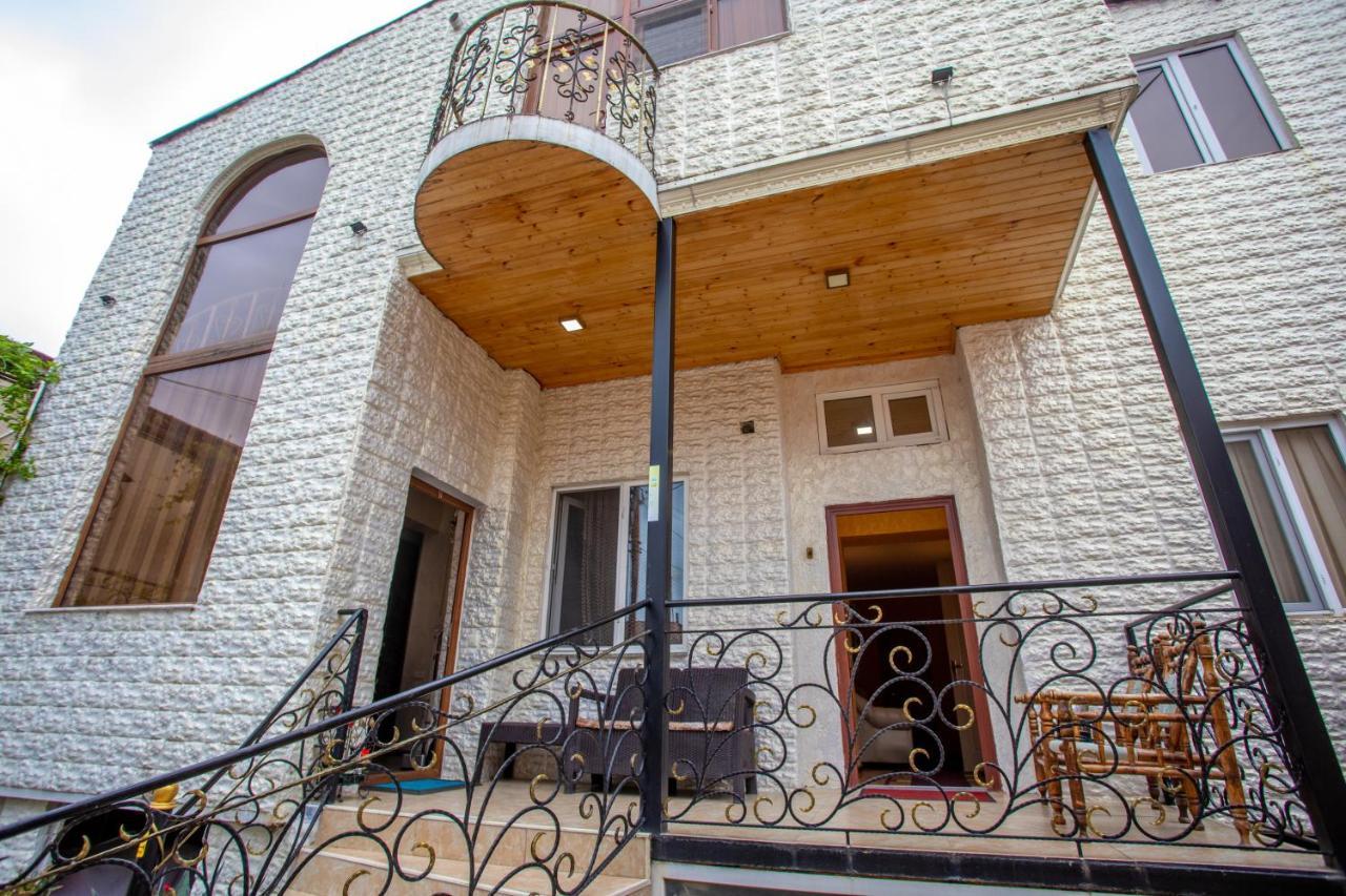 Hotel Vladi คูทายสิ ภายนอก รูปภาพ